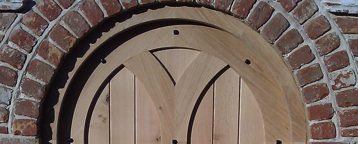 Bespoke oak arched door