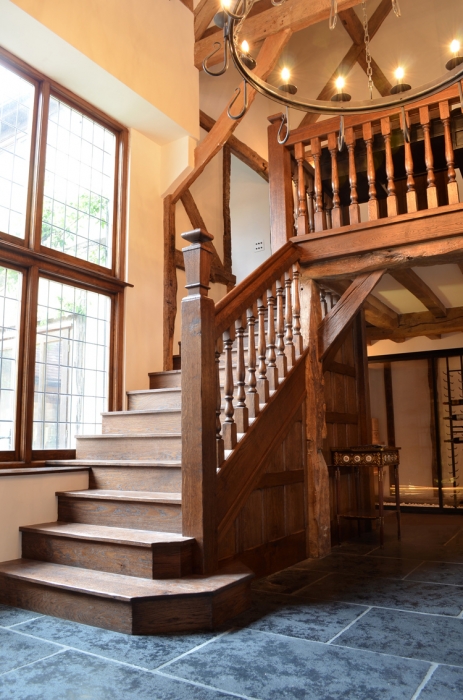 Oak 16th Century Style Staircase with large Finial to bottom Newel Post