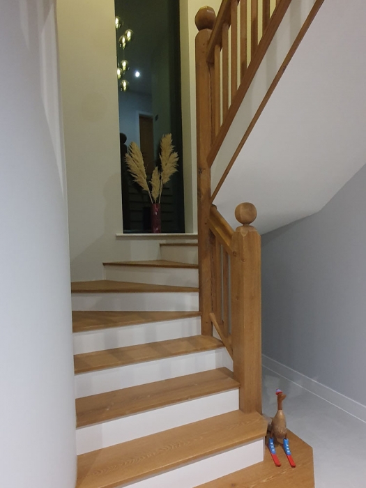 Oak Staircase with Octagonal Central Newel Post