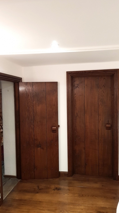 Wide Boarded Character Oak Floor, Solid Oak Boarded Doors, Linings and Architraves