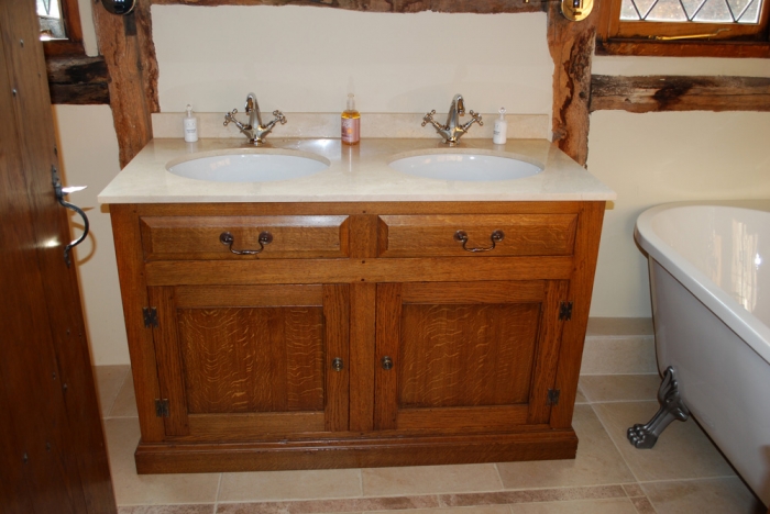 Oak Vanity Unit with Cupboards under and False Dreawers