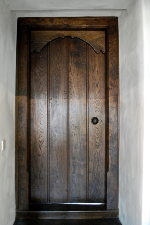 Shaped Head heavy sectioned Oak Frame and Boarded Door