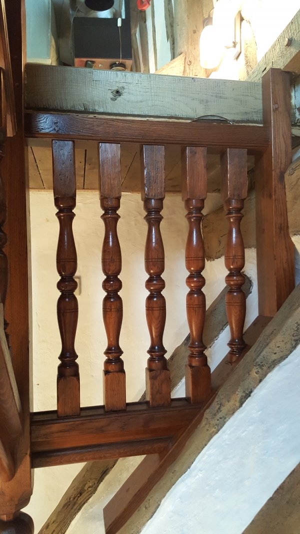 Fitting the diminishing Turned Oak Balusters