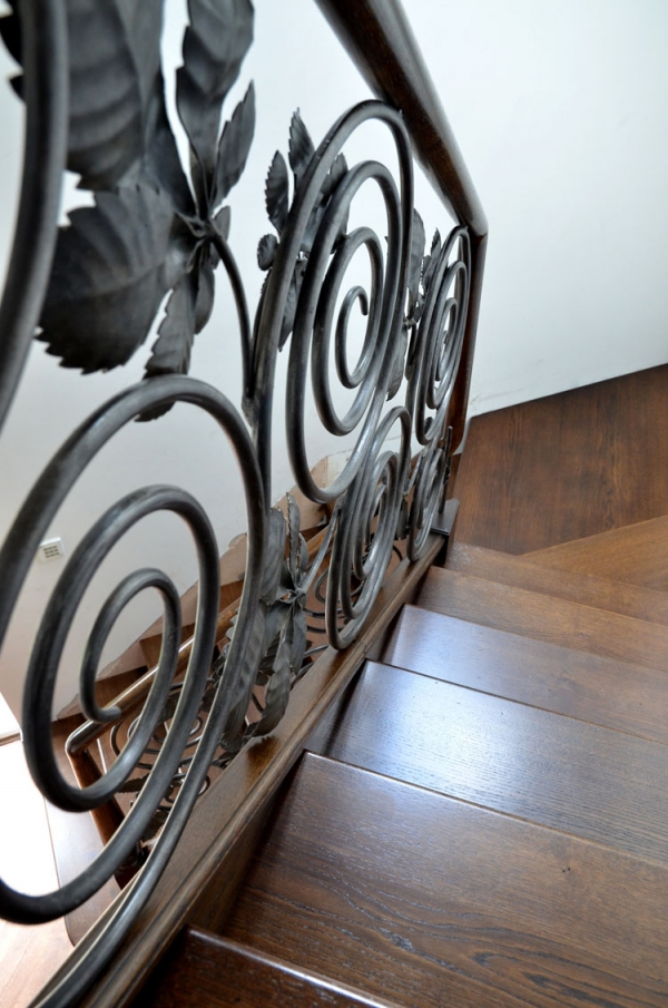Hand Crafted Iron Balustrade on Oak Stairs
