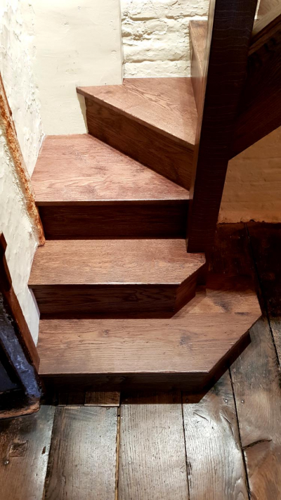 Oak Staircase bottom treads and winders