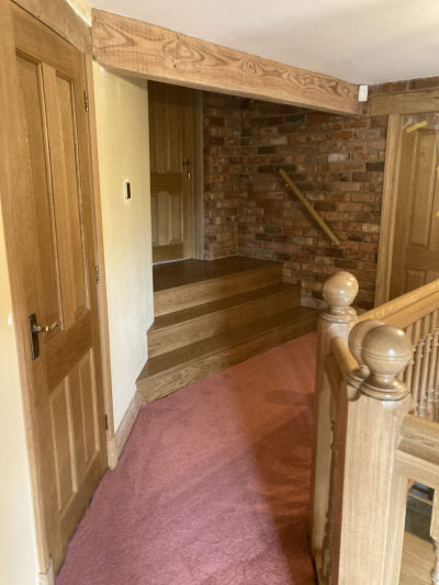 Oak Gallery and Small Oak Stair